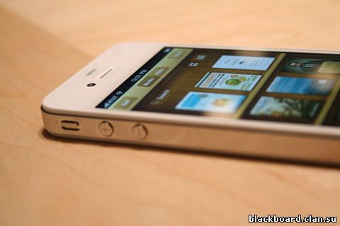 Вокруг цены iPhone 4 в России разгорелся скандал.